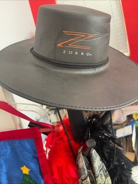 Black Zorro hat - 1998 The Hat Works